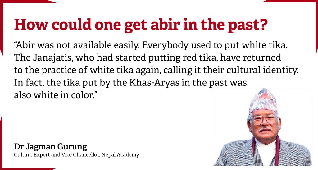 Why do the Dashain tika of Mongols and Aryas differ in color?