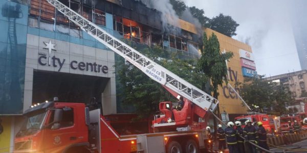 Mumbai mall fire: 300 rescued, 3500 evacuated from nearby tower