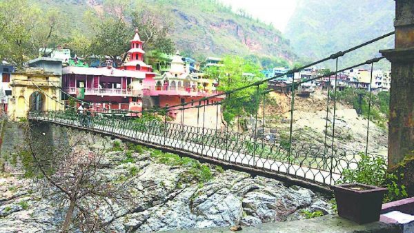 Jhulaghat border in Baitadi opens easing pensioners’ problems