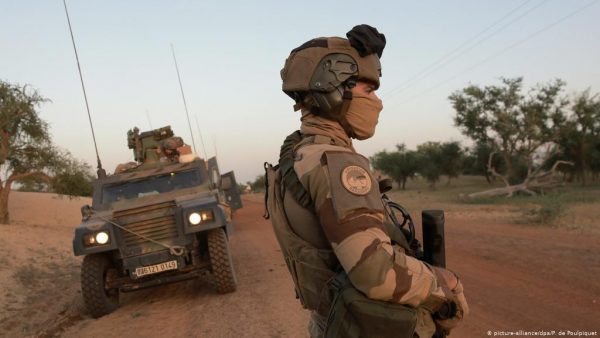 France attacks Al-Qaeda in Mali, claims of 50 deaths