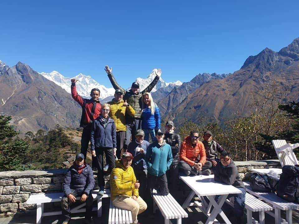 Prince of Qatar and his team summit Mount Ama Dablam