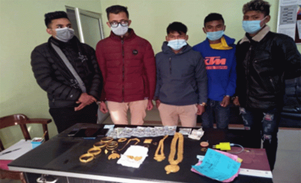 Five arrested with 38 tolas of stolen gold