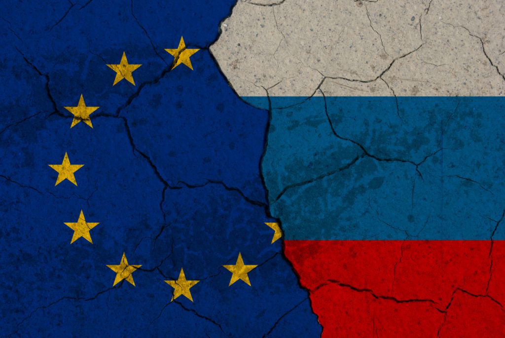 Russia imposes travel ban on EU officials