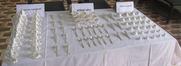 Silver and copper items being smuggled to India confiscated
