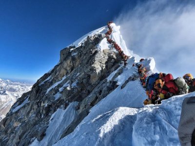 Government permits 38 teams to climb Everest this spring