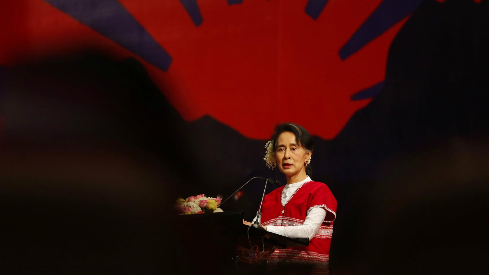Aung San Suu Kyi sentenced to six years of jail