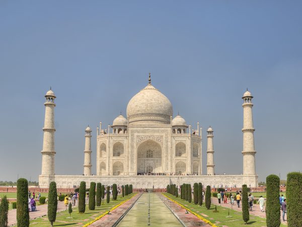Taj Mahal shut for a brief time after fake bomb call