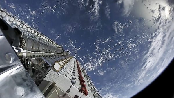 SpaceX Starlink satellites allowed at lower altitude by US regulator, Amazon protests