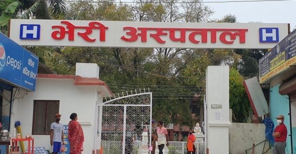 After covid patient dies, relatives vandalize ICU ward of Bheri hospital