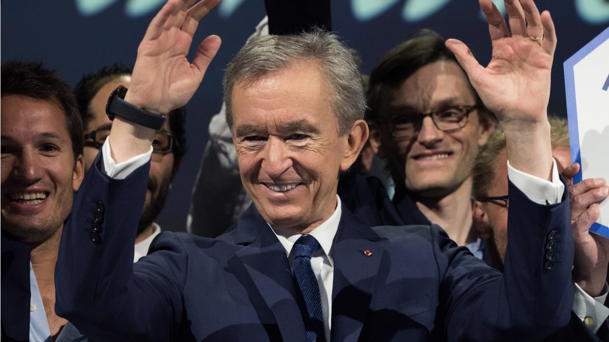 Bernard Arnault Becomes The World S Richest Person Dcnepal