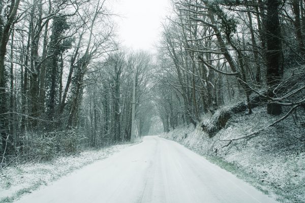 Snowfall in Baglung blocks Madhya Pahadi Highway