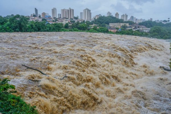 Torrential rains kill 106 people in Brazil