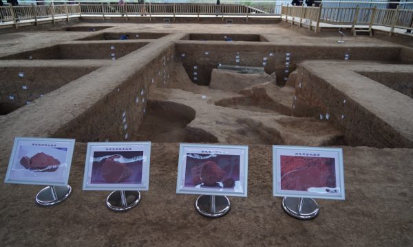 Chinese Archaeologists discover remains of “6000 years old houses”