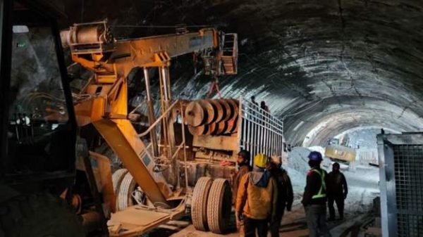 Rescue Operations Underway for Trapped Workers in Uttarkashi Tunnel
