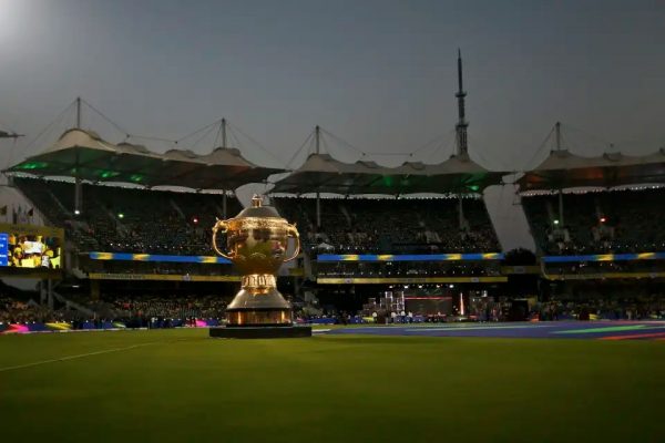 Exciting Start to IPL Season as Chennai Super Kings Face Royal Challengers Bangalore
