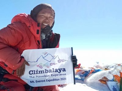 Nima Zhangmu Sherpa climbs Mount Everest in 10 days through China