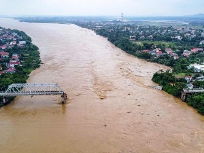 Super Typhoon Yagi Causes Bridge Collapse and Leaves 13 Missing in Vietnam