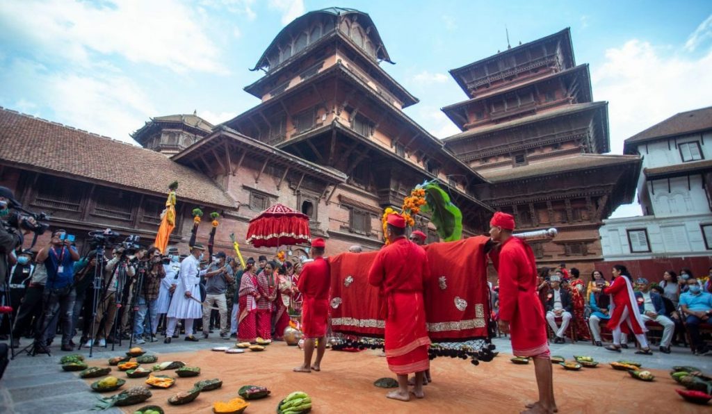 Bhaktapur Celebrates Phulpati with Traditional Rituals, Rejecting National Schedule