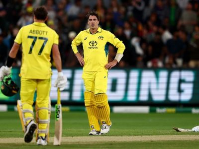 Australia Takes Lead in ODI Series, Defeats Pakistan by 2 Wickets