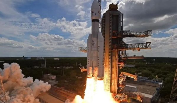 Chandrayaan-3 Confirms Moon’s Surface Age at 3.7 Billion Years