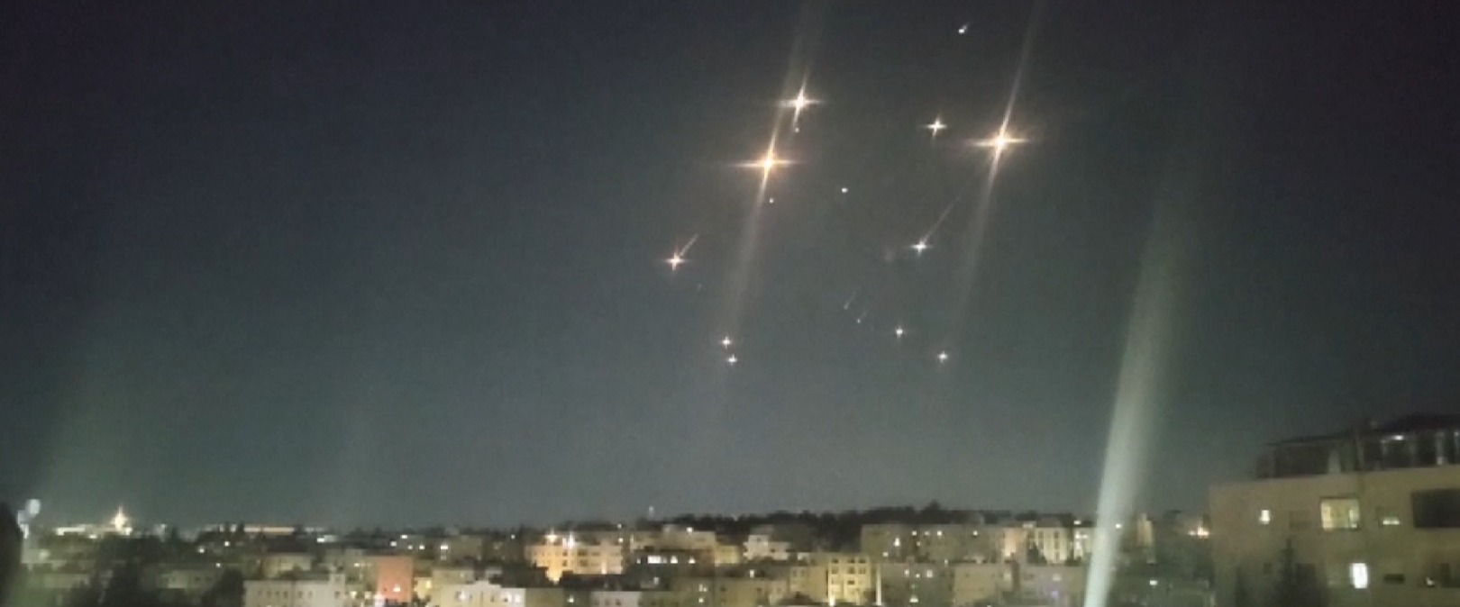 Iran-Israel Conflict Intensifies, Heavy Casualties on Both Sides