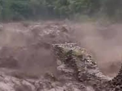 Floods and Landslides Kill Over 330 in Northern Pakistan