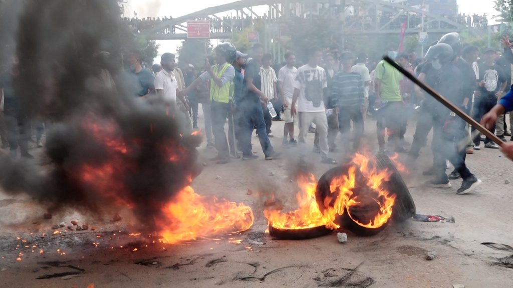 Supreme Court and Attorney General’s Office Torched in Genji Generation Protest