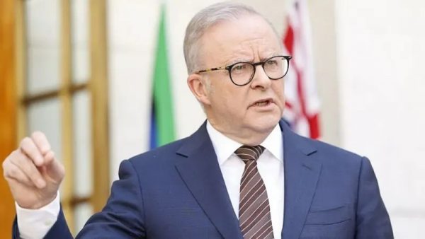 Australia to Review Security Agencies After Deadly Bondi Beach Attack